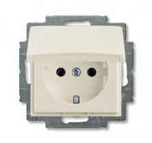 ABB BJB Basic 55 Шале (бел) Розетка с/з с крышкой