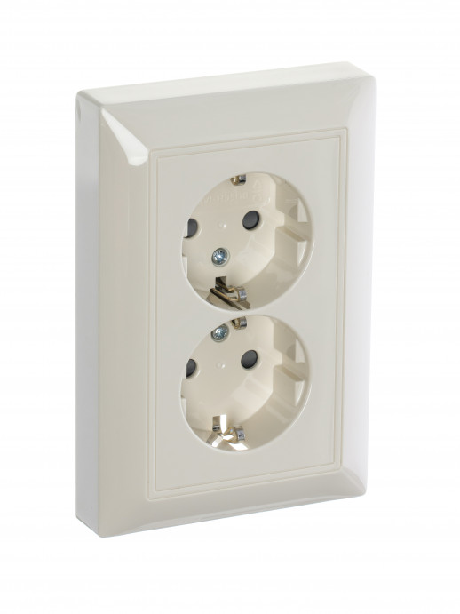 ABB BJB Basic 55 Беж Розетка 2-ая с/з моноблок, с защитными шторками